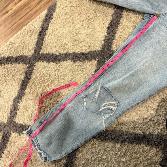 Abercrombie & Fitch High Rise Dad Jean - Picture 5 of 6